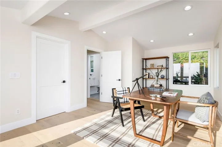 2850 Zell Drive, Laguna Beach, California 92651