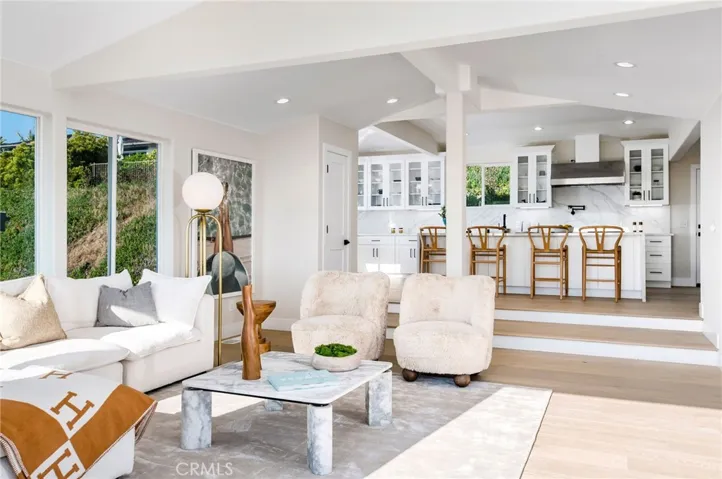 2850 Zell Drive, Laguna Beach, California 92651