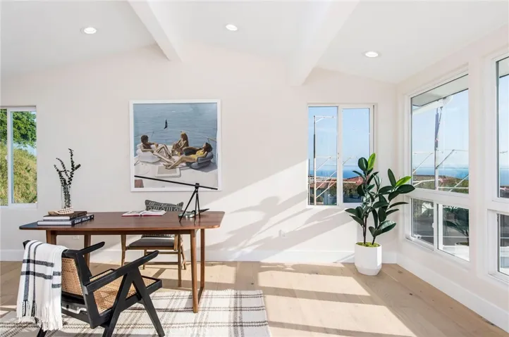 2850 Zell Drive, Laguna Beach, California 92651