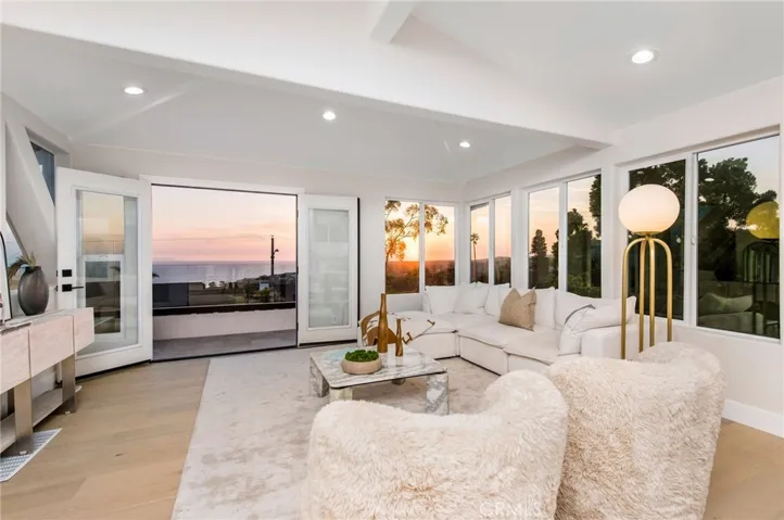 2850 Zell Drive, Laguna Beach, California 92651