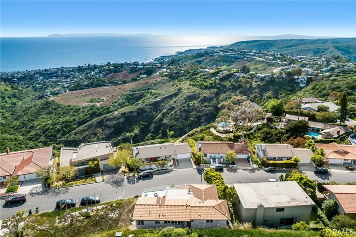 2850 Zell Drive, Laguna Beach, California 92651