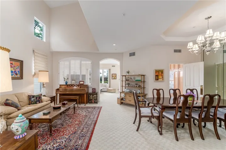 2448 Aquasanta, Tustin, California 92782