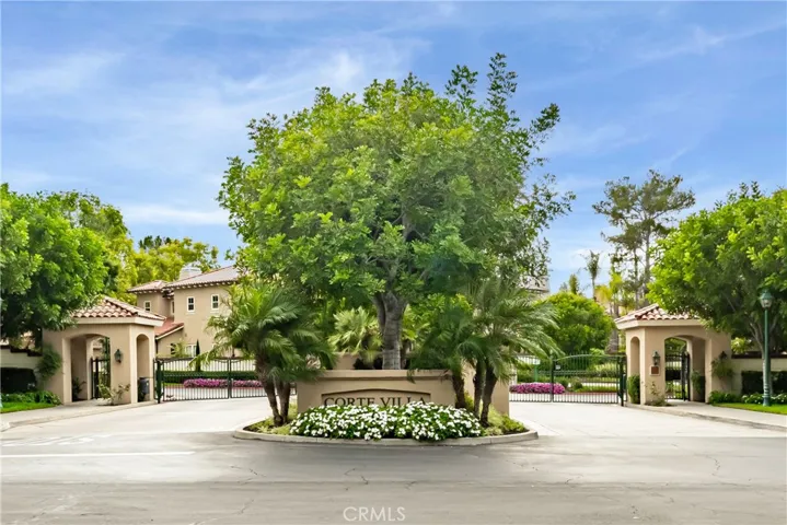 2448 Aquasanta, Tustin, California 92782