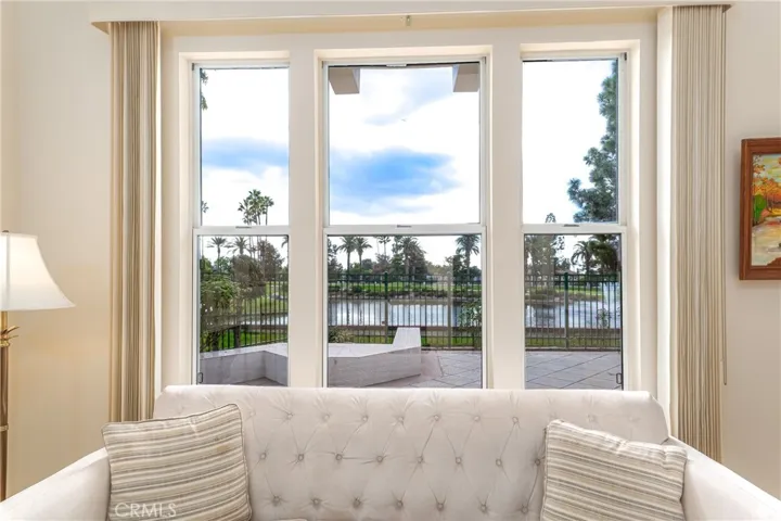 2448 Aquasanta, Tustin, California 92782