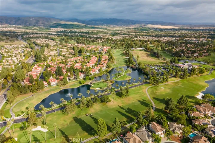 2448 Aquasanta, Tustin, California 92782