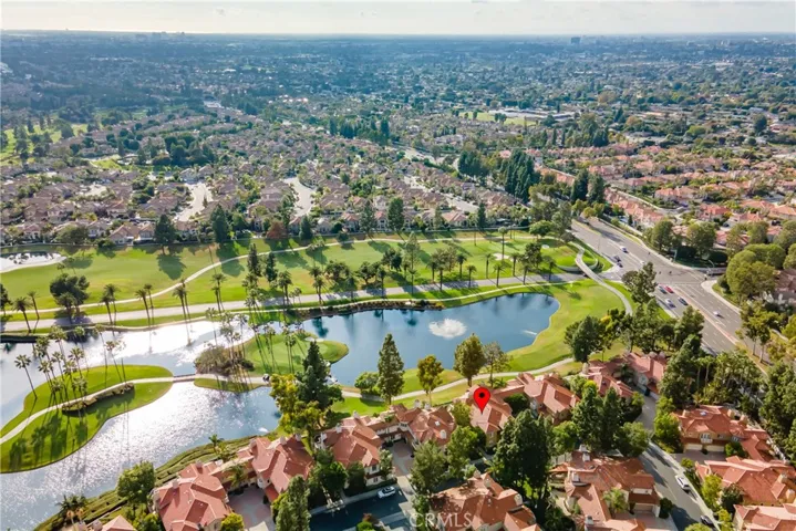 2448 Aquasanta, Tustin, California 92782