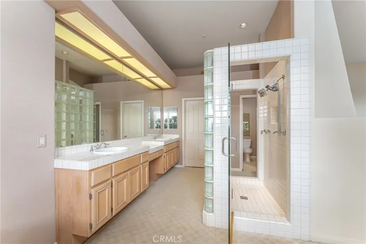 Primary bath dual sink vanity