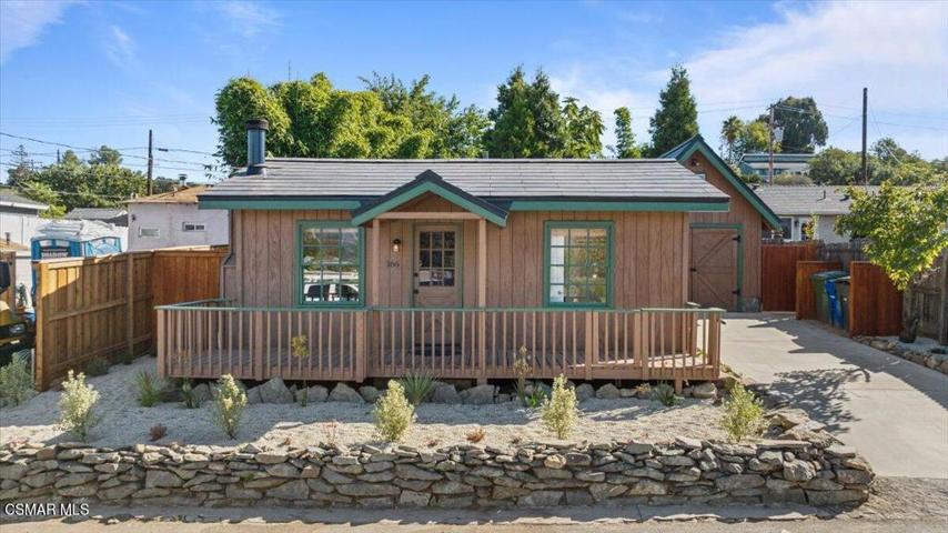 166 Bundren Bungalow