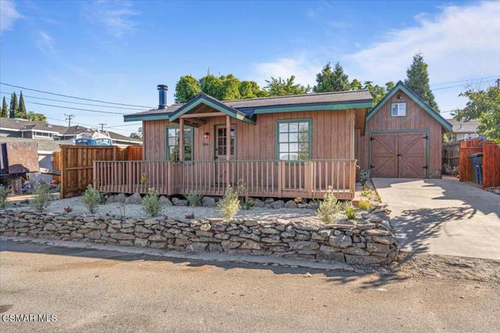 166 Bundren Bungalow