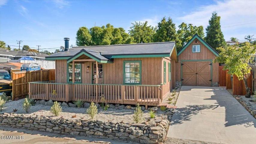 166 Bundren Bungalow