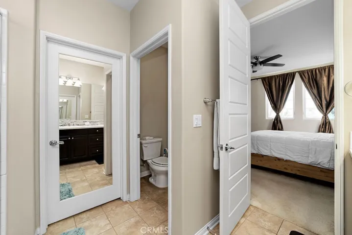 Primary bathroom, upstairs