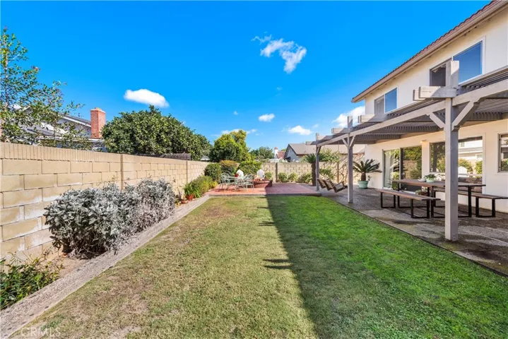 11301 Primrose Avenue, Fountain Valley, California 92708