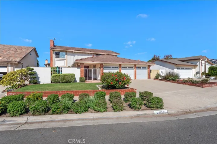 11301 Primrose Avenue, Fountain Valley, California 92708