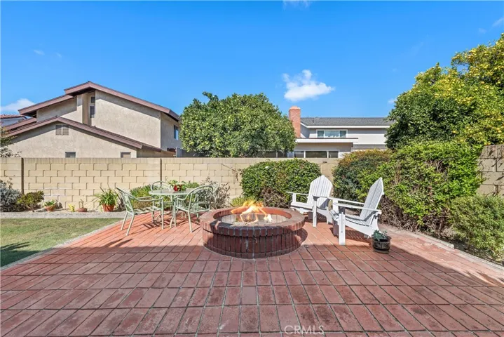11301 Primrose Avenue, Fountain Valley, California 92708