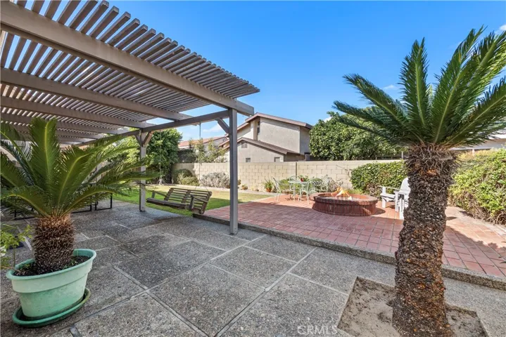11301 Primrose Avenue, Fountain Valley, California 92708