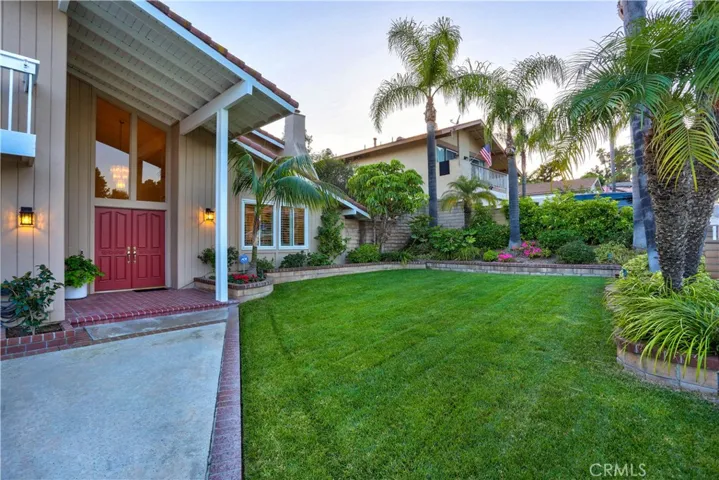 26732 Pariso Drive, Mission Viejo, California 92691