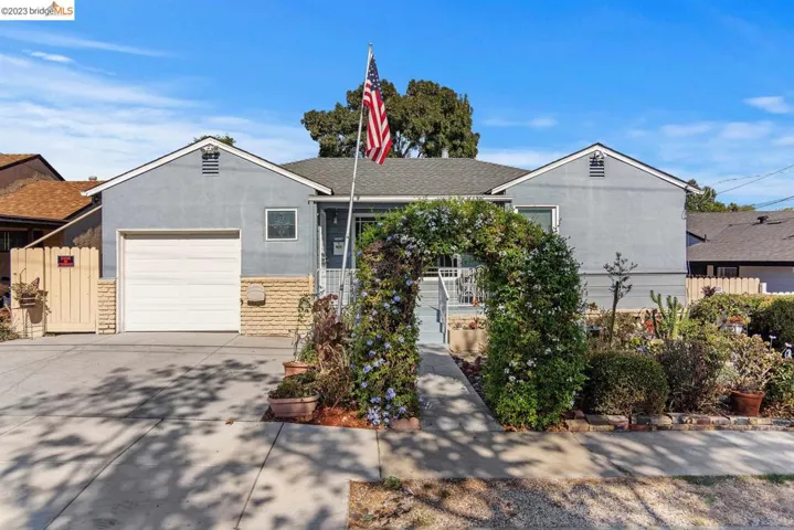 26 Lorraine Ave, Pittsburg, California 94565