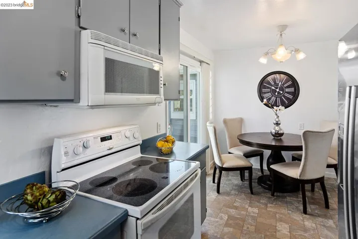 26 Lorraine Ave, Pittsburg, California 94565
