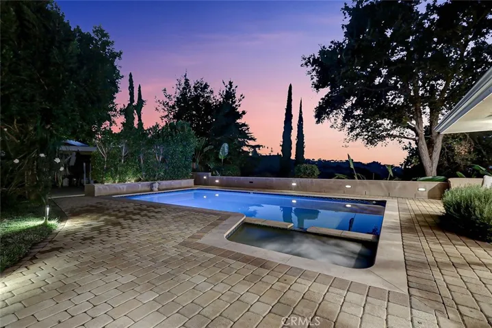 15200 Rayneta Drive, Sherman Oaks, California 91403