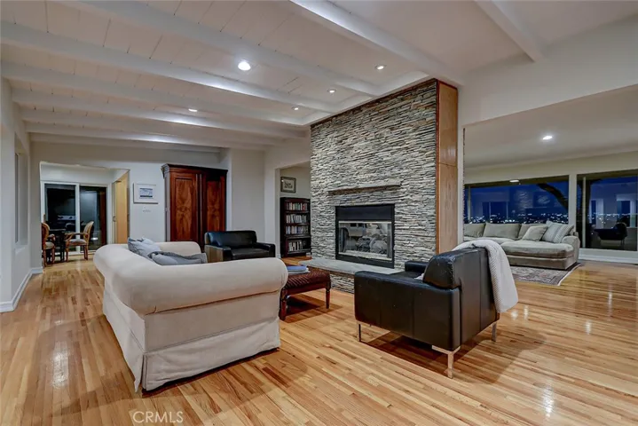 15200 Rayneta Drive, Sherman Oaks, California 91403