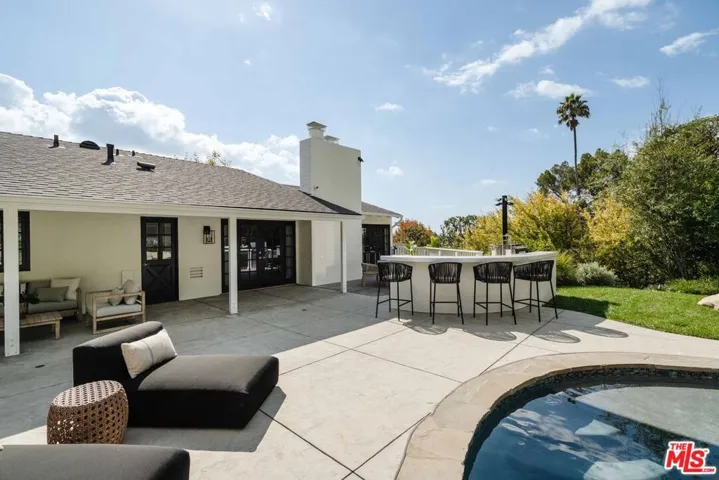 841 Muskingum Avenue, Pacific Palisades, California 90272