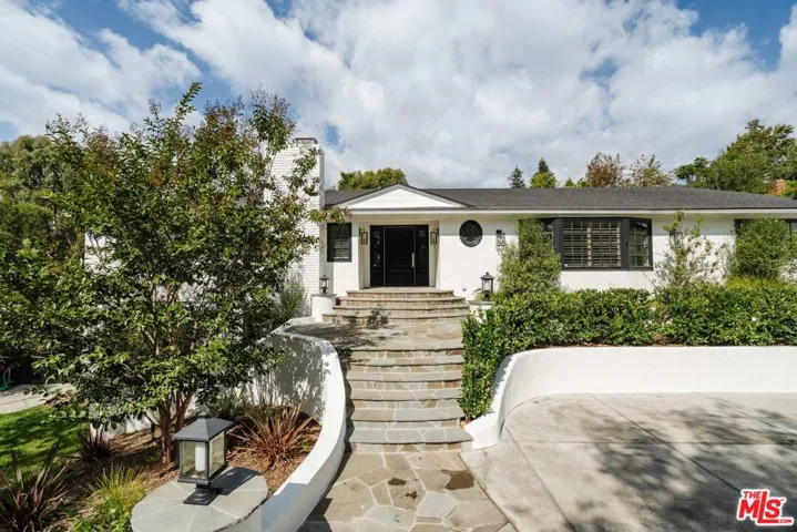 841 Muskingum Avenue, Pacific Palisades, California 90272