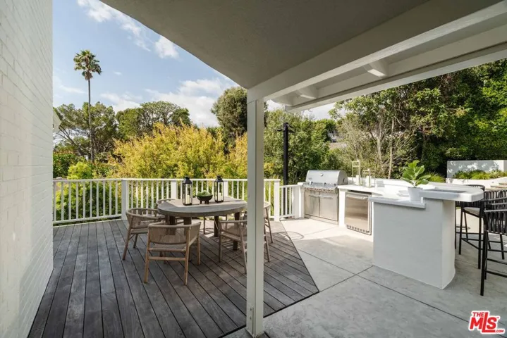 841 Muskingum Avenue, Pacific Palisades, California 90272