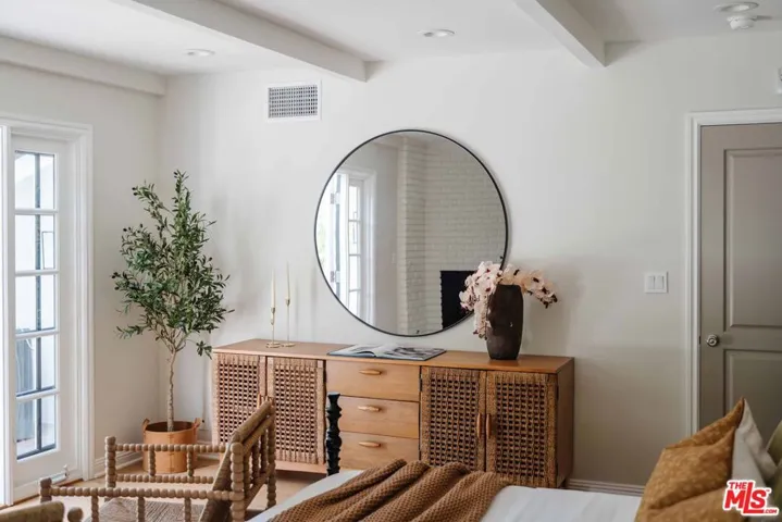 841 Muskingum Avenue, Pacific Palisades, California 90272
