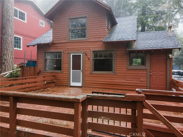 910 Fern Drive, Crestline, California 92325
