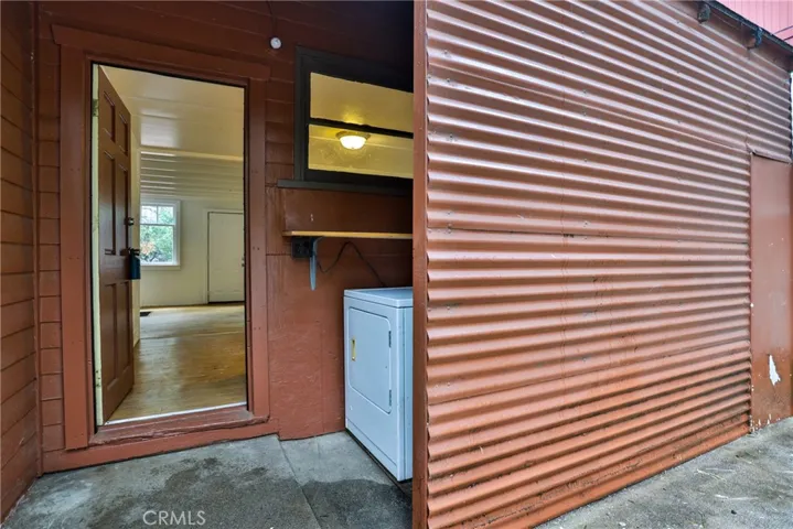910 Fern Drive, Crestline, California 92325