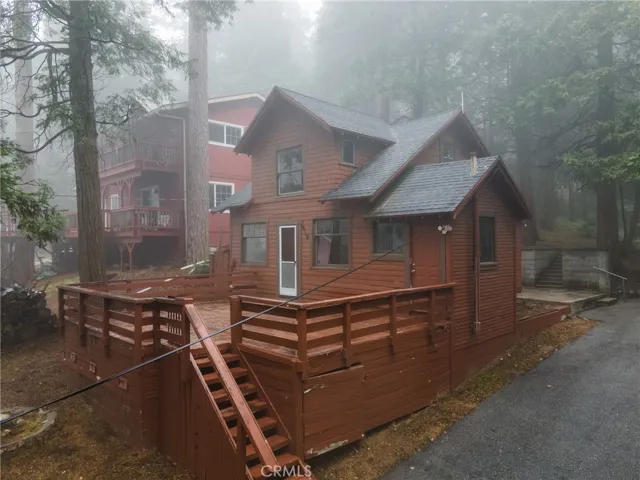 910 Fern Drive, Crestline, California 92325