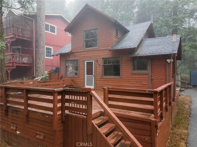 910 Fern Drive, Crestline, California 92325