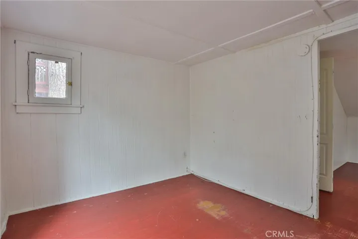 910 Fern Drive, Crestline, California 92325