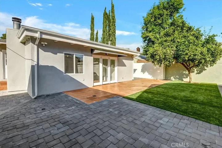 17238 Archwood Street, Lake Balboa, California 91406