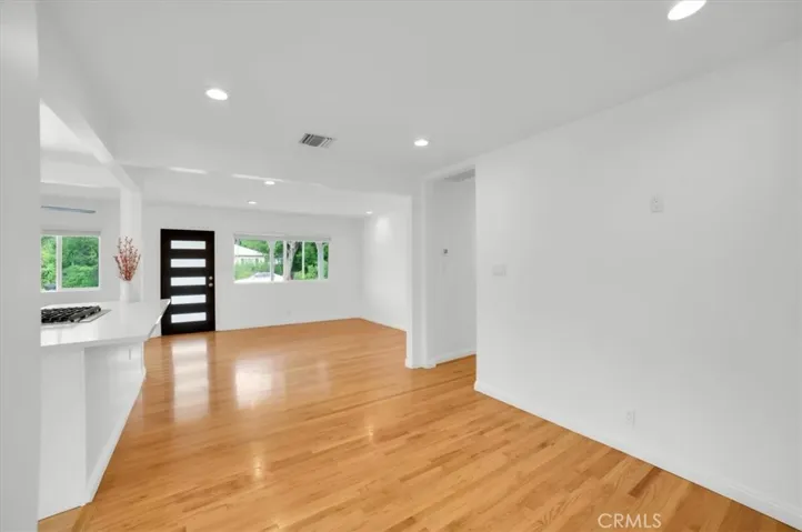 17238 Archwood Street, Lake Balboa, California 91406