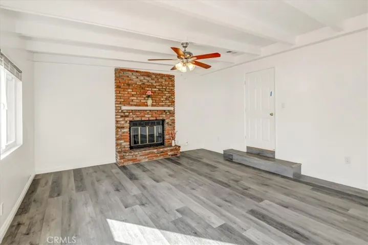 17238 Archwood Street, Lake Balboa, California 91406