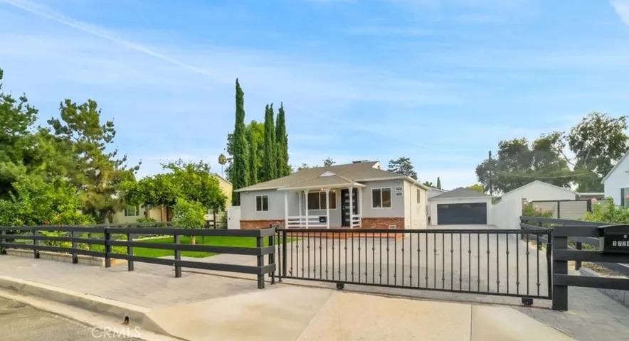 17238 Archwood Street, Lake Balboa, California 91406