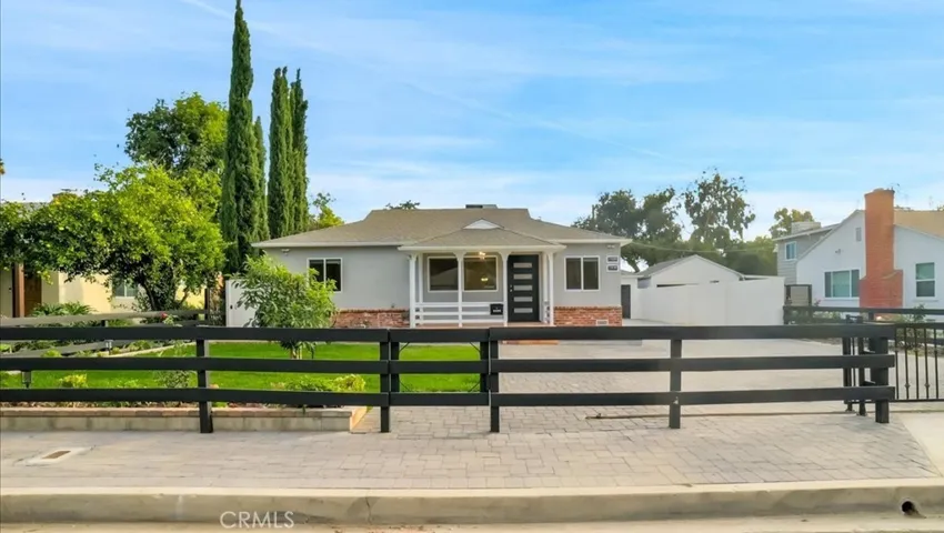 17238 Archwood Street, Lake Balboa, California 91406