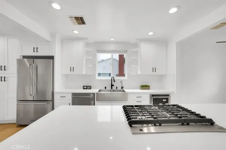 17238 Archwood Street, Lake Balboa, California 91406