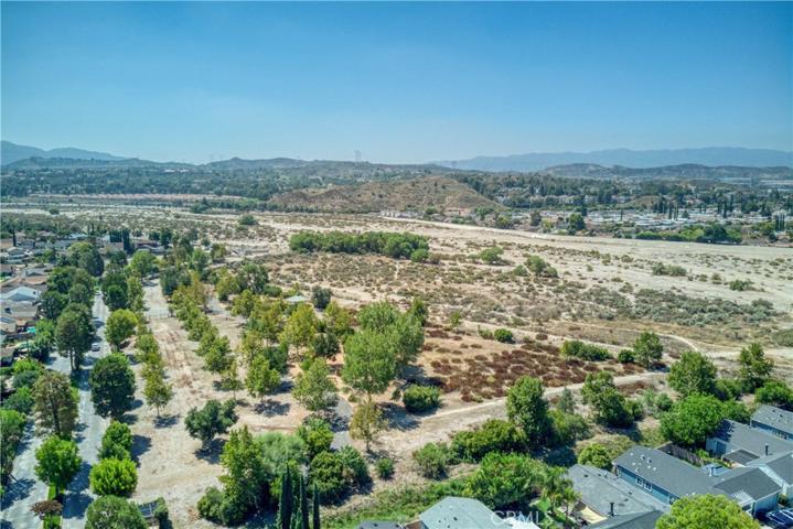 20067 Northcliff Drive, Canyon Country, California 91351
