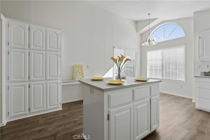 20067 Northcliff Drive, Canyon Country, California 91351