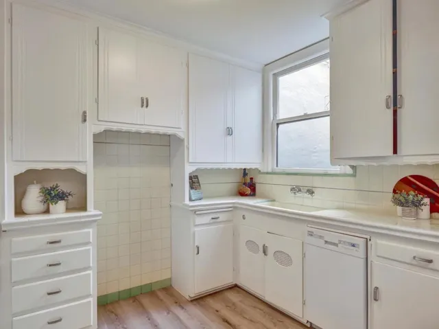 1670 27th Avenue, San Francisco, California 94122