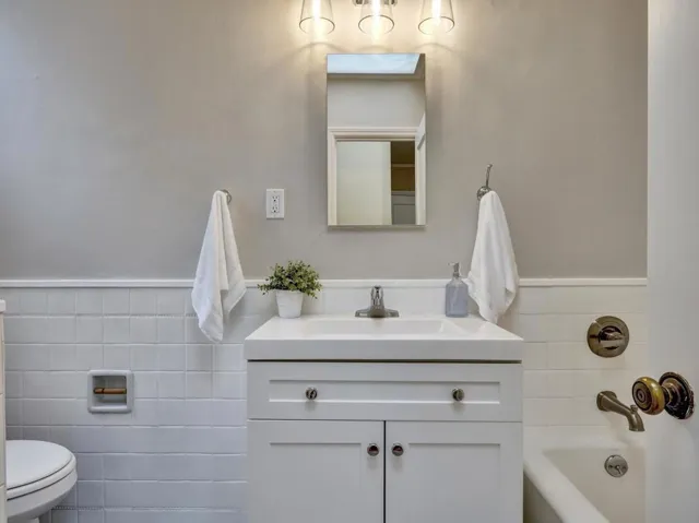 1670 27th Avenue, San Francisco, California 94122