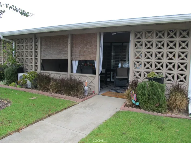 13100 Oak Hills, M9-231c