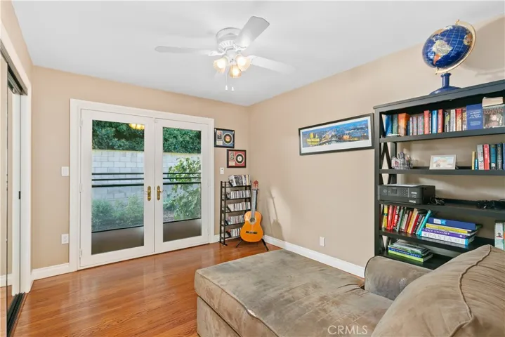 1213 Mccormack Lane, Costa Mesa, California 92626