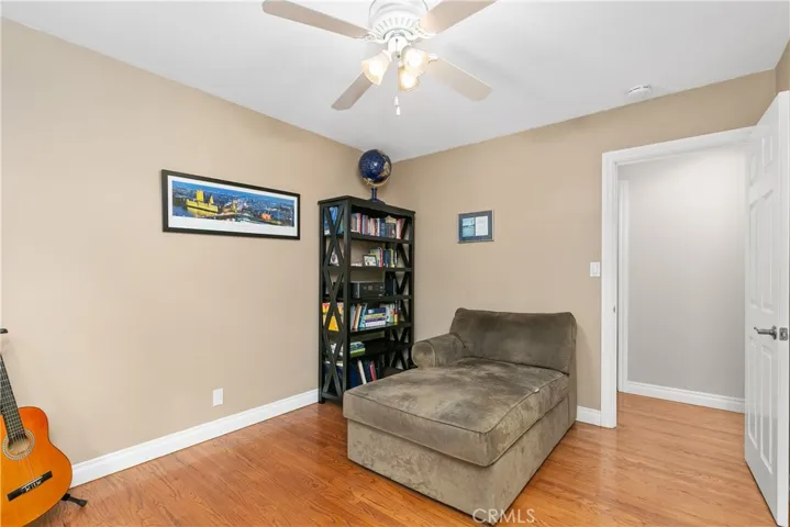 1213 Mccormack Lane, Costa Mesa, California 92626