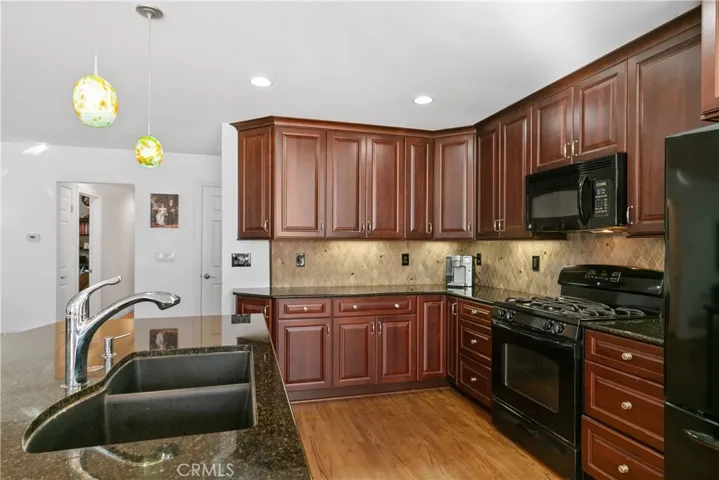 1213 Mccormack Lane, Costa Mesa, California 92626