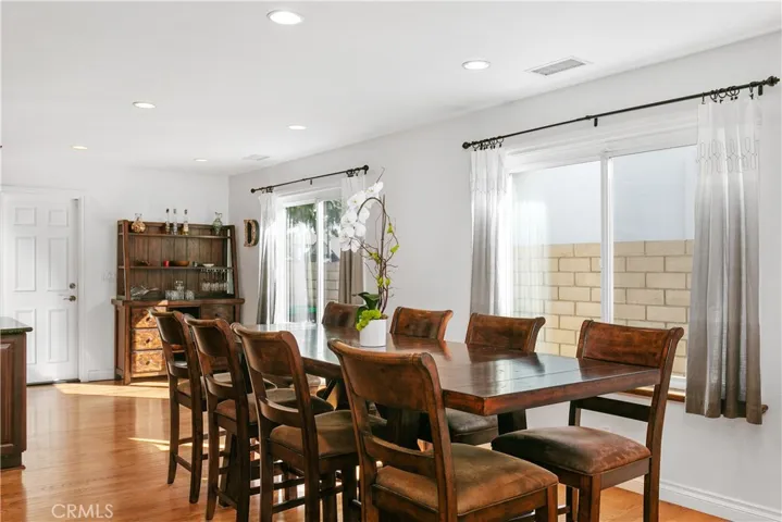 1213 Mccormack Lane, Costa Mesa, California 92626