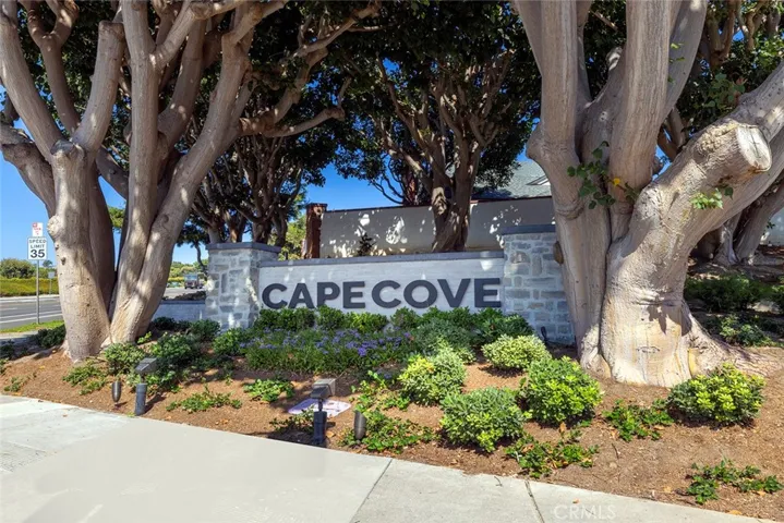 11 Palm Beach Court, Dana Point, California 92629