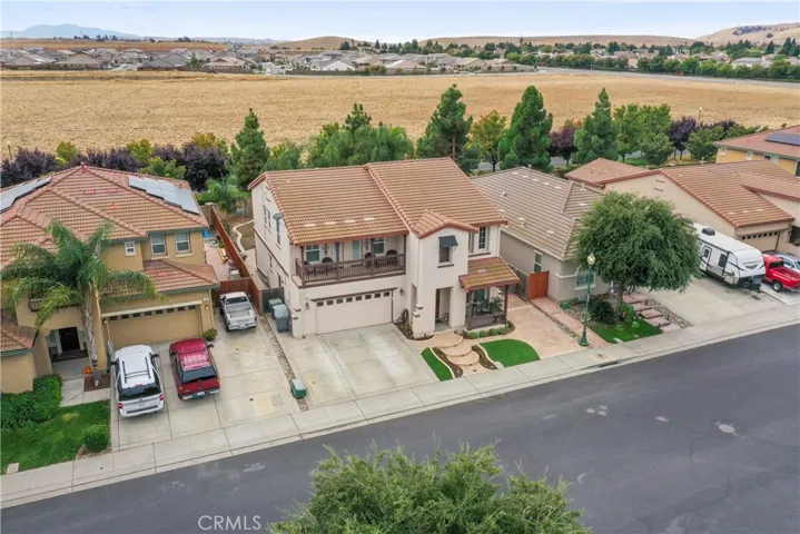 561 Canterbury Circle, Vacaville, California 95687